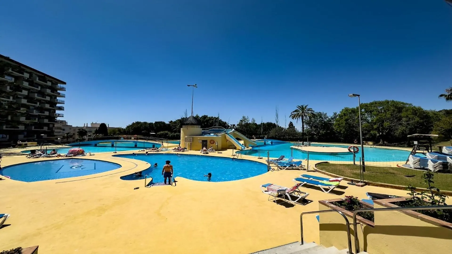 Apartment Jupiter Beach & Pool Benalmadena Spain